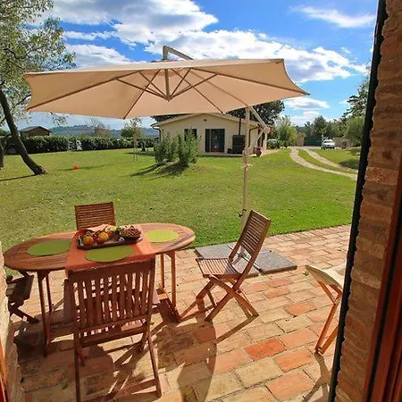 Il Montale Montelabbate Apartment *