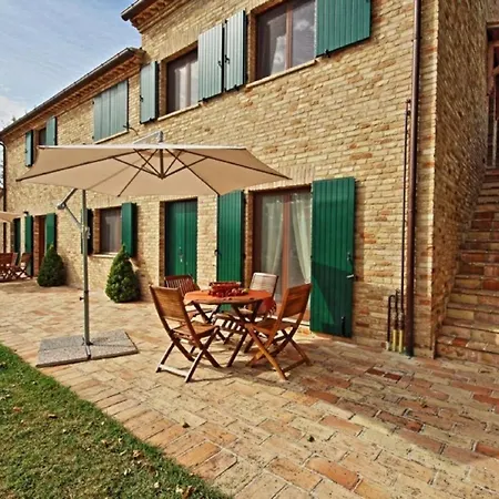 Il Montale Montelabbate Apartment *